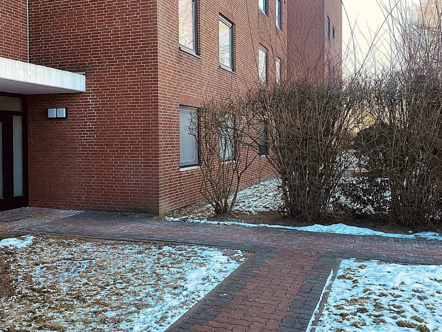 Helle 1-Zimmerwohnung mit Balkon und Stellplatz (optional) sucht neue Mieter!, 21217 Seevetal