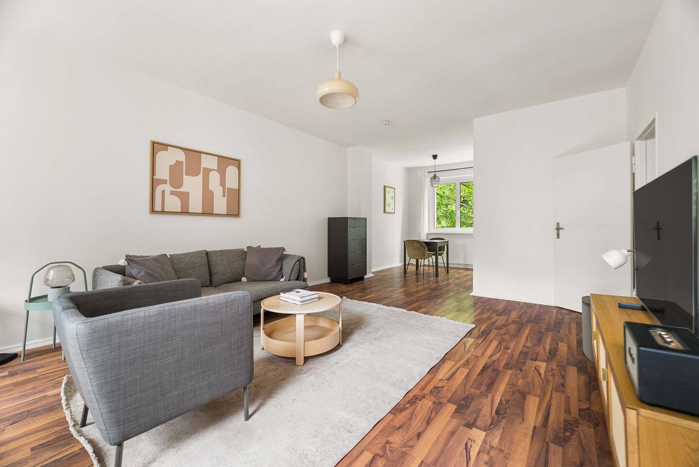 Beeindruckende 2-Zimmer Wohnung in Steglitz – voll möbliert, 12203 Berlin (Steglitz-Zehlendorf Lichterfelde)