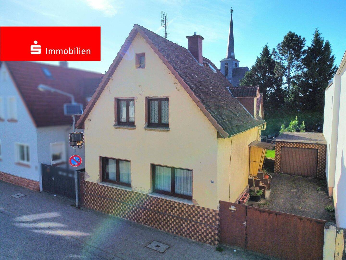 Charmantes Sanierungsobjekt mit Potenzial in zentraler Lage, 68642 Bürstadt
