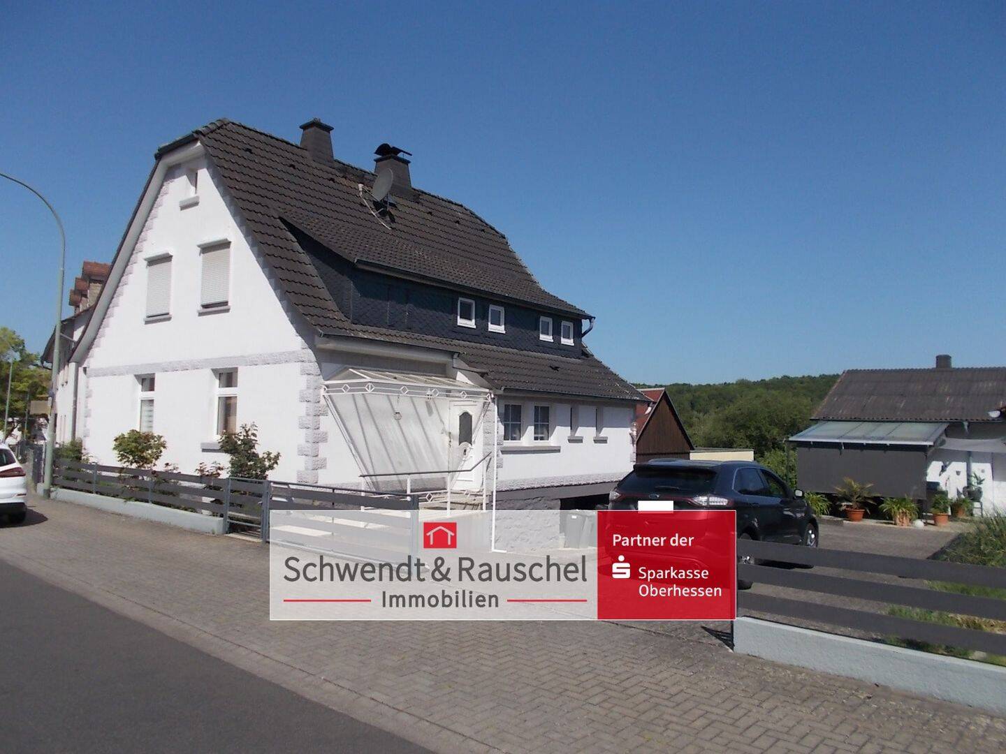 Freundliches Wohnhaus mit 3 Nebengebäuden in Hirzenhain-Merkenfritz, 63697 Hirzenhain