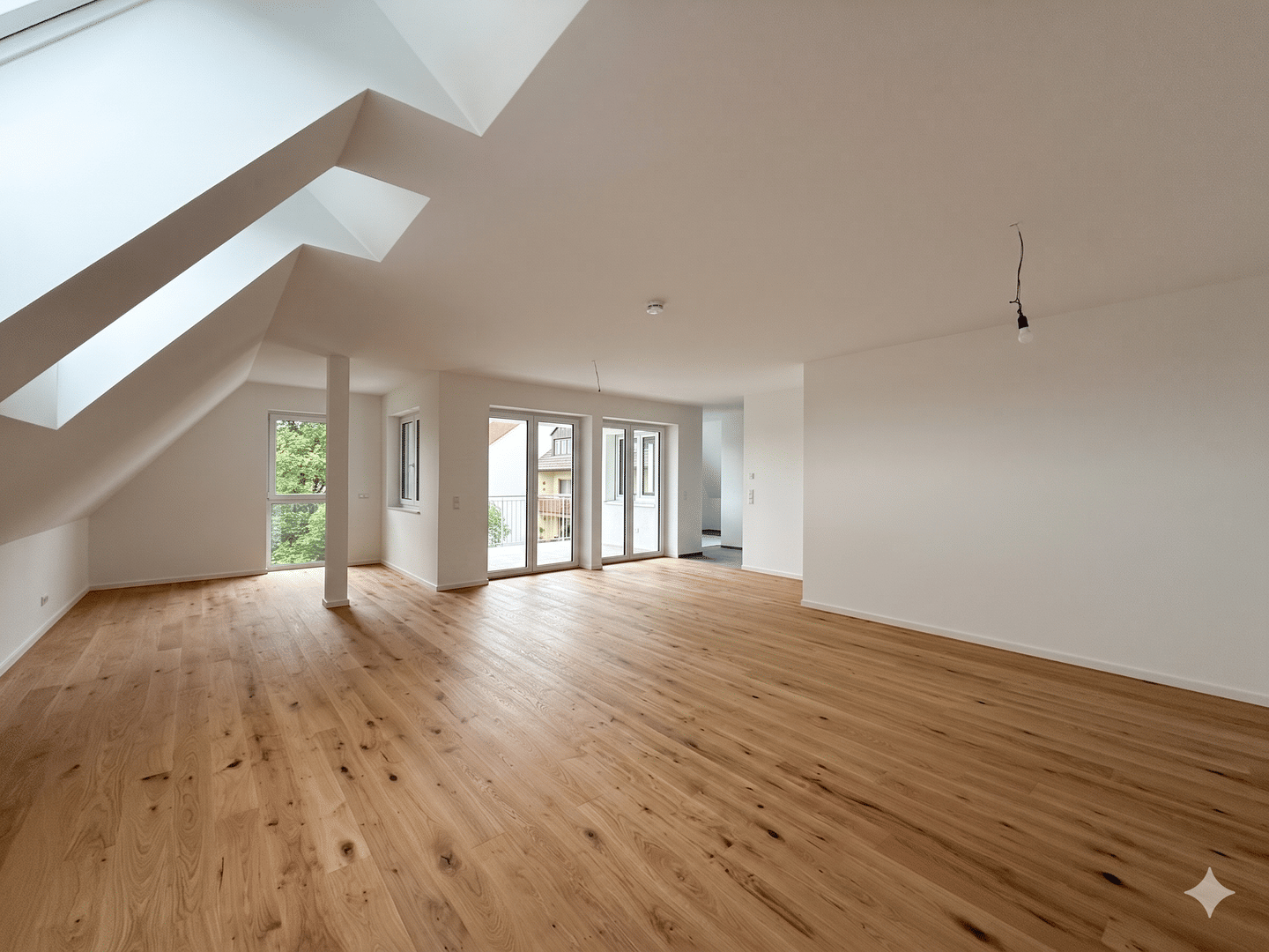 Neubau-Maisonette mit Loggia & tollem Blick, 97318 Kitzingen