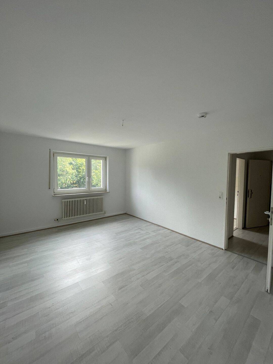 Hochwertige 2-Zimmer-Wohnung mit Balkon in Schwalbach – Marktplatz, 65824 Schwalbach am Taunus