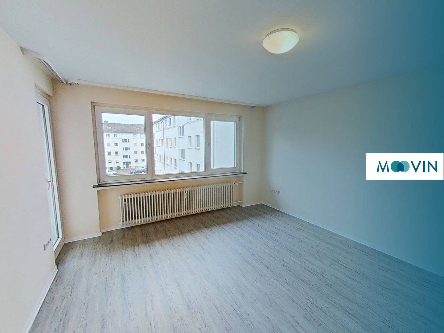 Komfortable 3-Zimmer-Wohnung mit überdachtem BALKON und Tageslichtbad mit Dusche und Badewanne, 33104 Paderborn