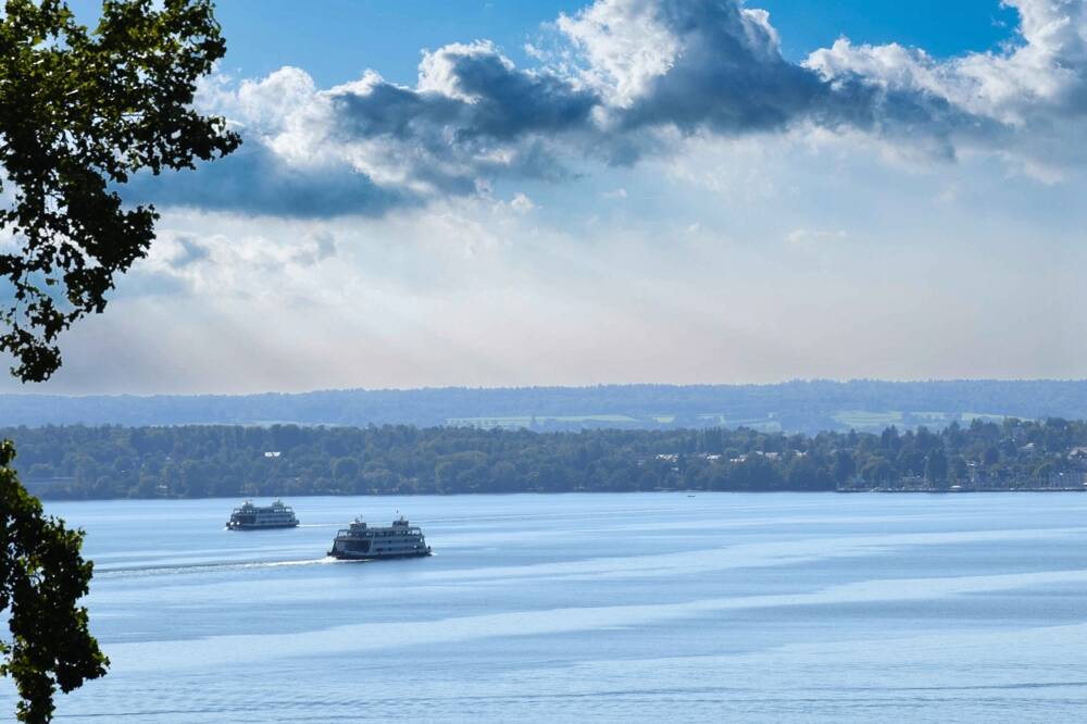 Unverbaubare Seesicht – Villa (kernsaniert) über den Weinbergen in Toplage, 88709 Hagnau am Bodensee