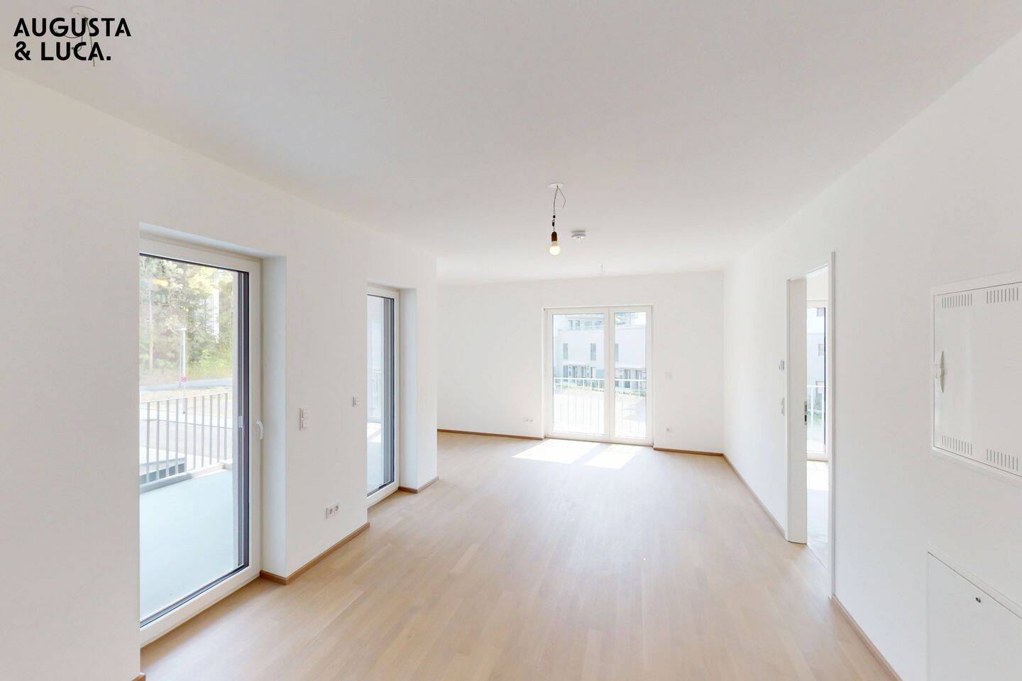 Großzügige 2-Zimmer Wohnung mit Terrasse und EBK, 86150 Augsburg (Innenstadt)