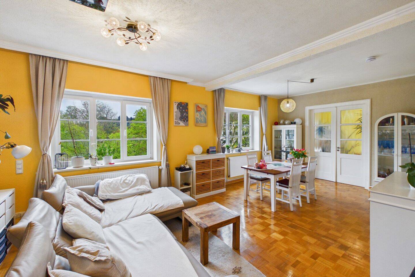 Attraktive Altbauwohnung als 3 oder 4 Zimmer-Wohnung nahe Fiedelerplatz, 30519 Hannover