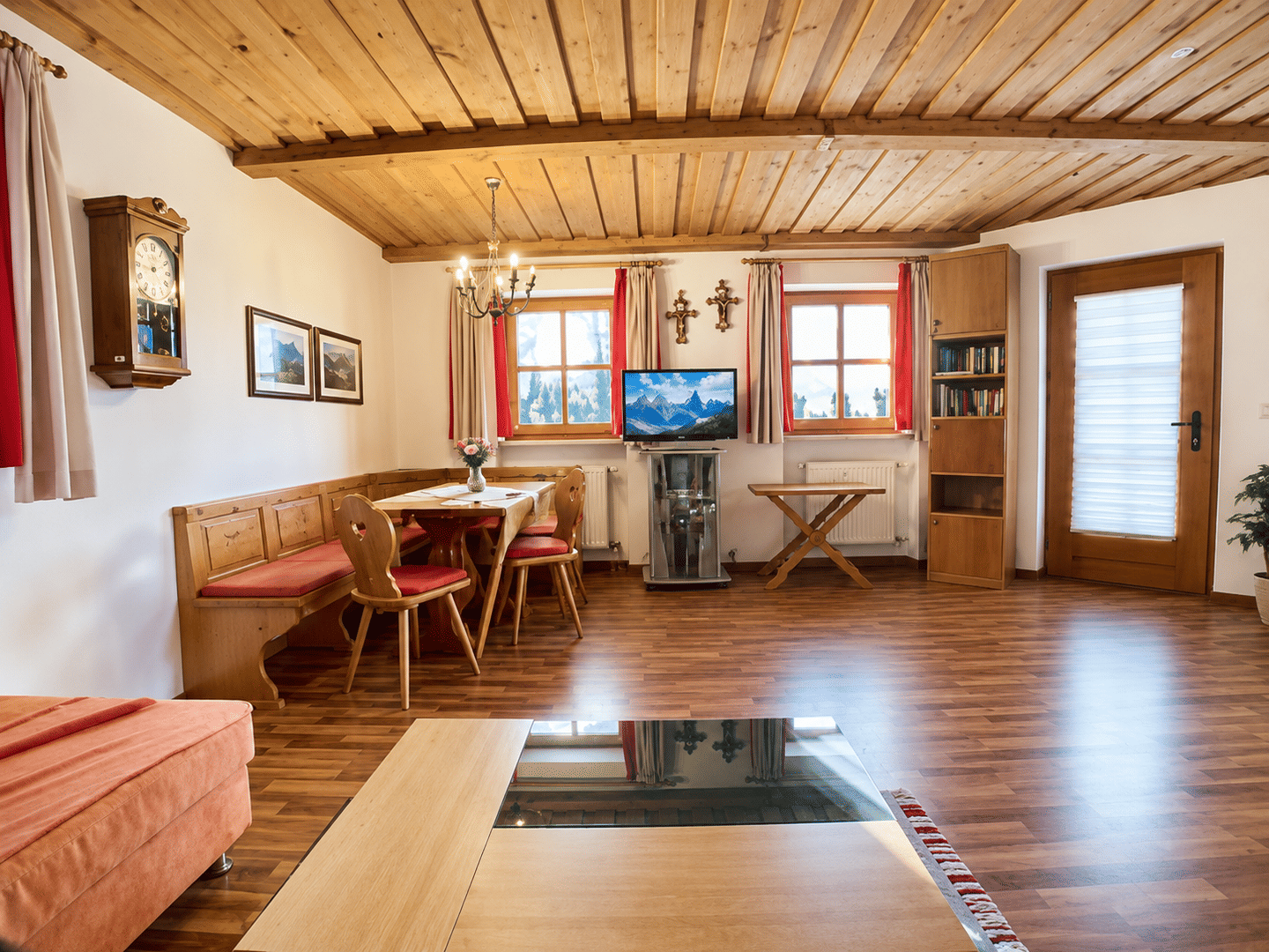 Ferienwohnung mit Terrasse, Hallenbad und Sauna im Bayerischen Wald, 94051 Hauzenberg