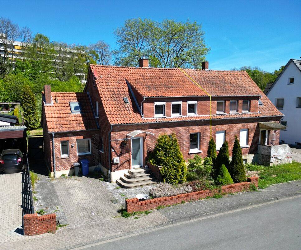 Ruhige Sackgasse, viel Grundstück – Doppelhaushälfte mit Potential in Lengerich., 49525 Lengerich