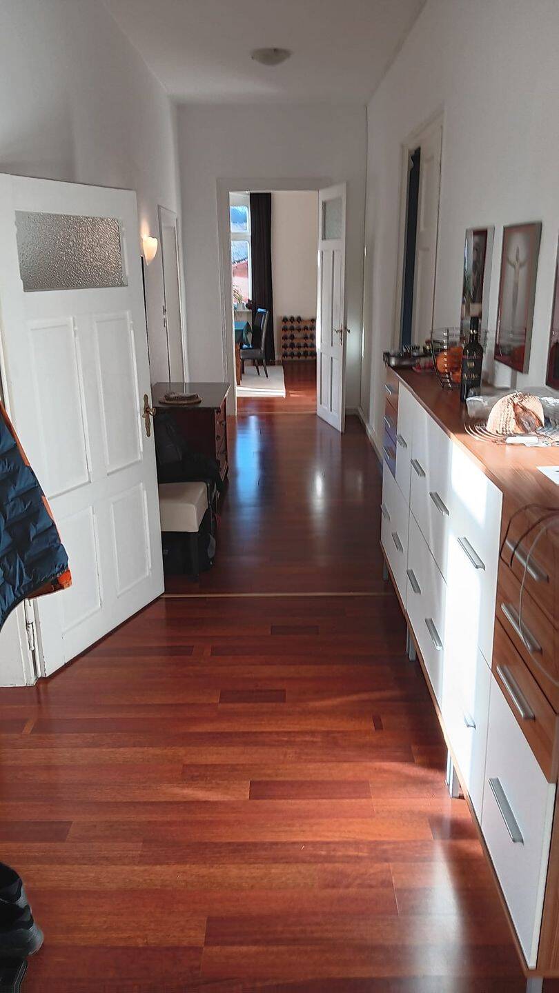 Geräumige 5 Raumwohnung in ruhiger Gegend Arnstadt, 99310 Alkersleben