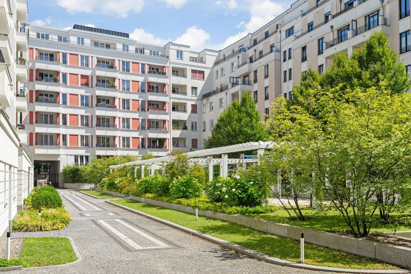 Hell & Ruhig – Moderne Stadtwohnung am Spittelmarkt, 10117 Berlin (Mitte)