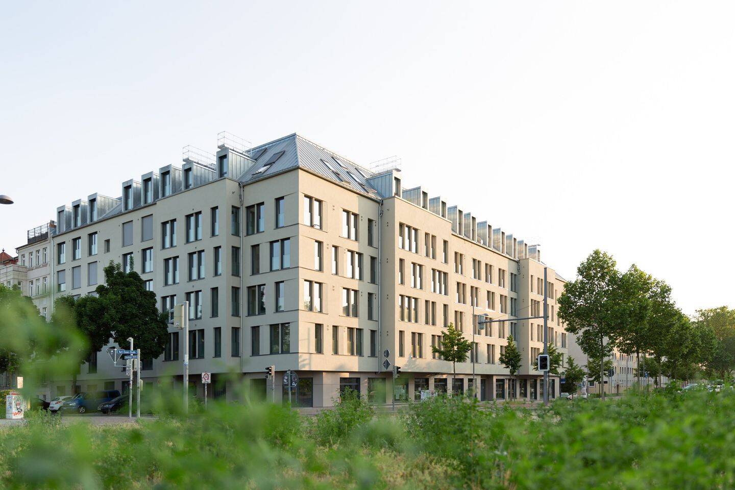 Großzügige 2 Zi. DG-Whg. | Parkett | FBH | Lift | EBK möglich!, 4275 Leipzig (Marienbrunn Südvorstadt)