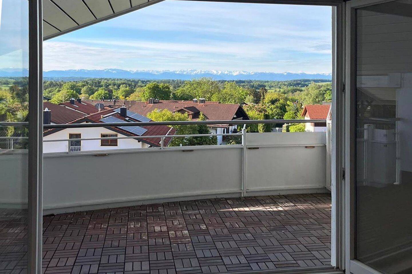 Einzigartige DG-Wohnung mit außergewöhnlichem Alpen-Blick in Starnberg, sehr ruhig, gute Anbindung, 82319 Starnberg