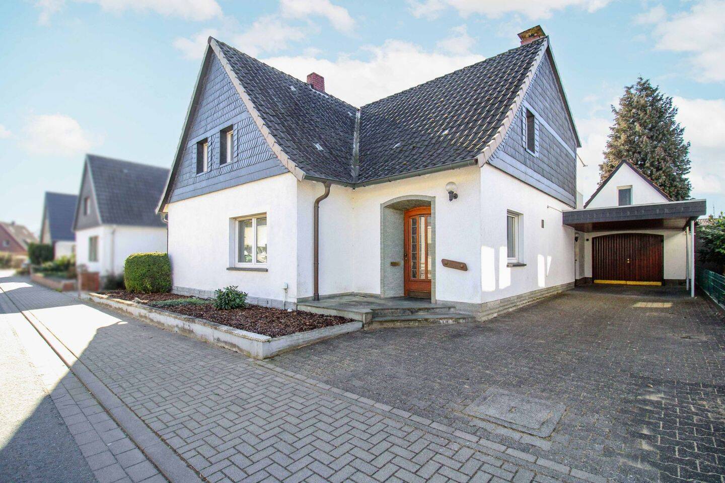 Neuer Preis! Charmantes Familienhaus mit großem, uneinsehbarem Garten in ruhiger Bestlage von Rheda, 33378 Rheda-Wiedenbrück