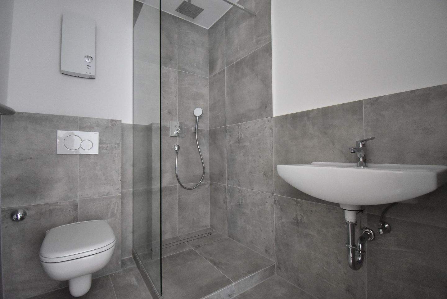 Ab sofort! Sanierte 2-Zimmer-Whg mit Balkon in Heiligenhaus, 42579 Heiligenhaus