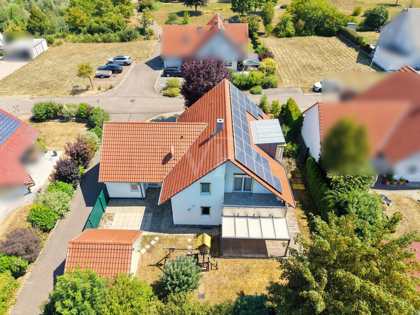 Top-Wohnlage trifft vielseitiges Wohnkonzept: Großzügiges Ein- / Zweifamilienhaus & Einliegerwohnung, 74541 Vellberg
