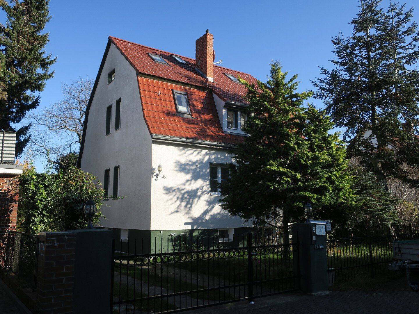 Verkaufe Einfamilienhaus in Lichtenrade mit großem Garten von Privat ohne Makler, 12305 Berlin (Tempelhof-Schöneberg Buckow Lichtenrade)