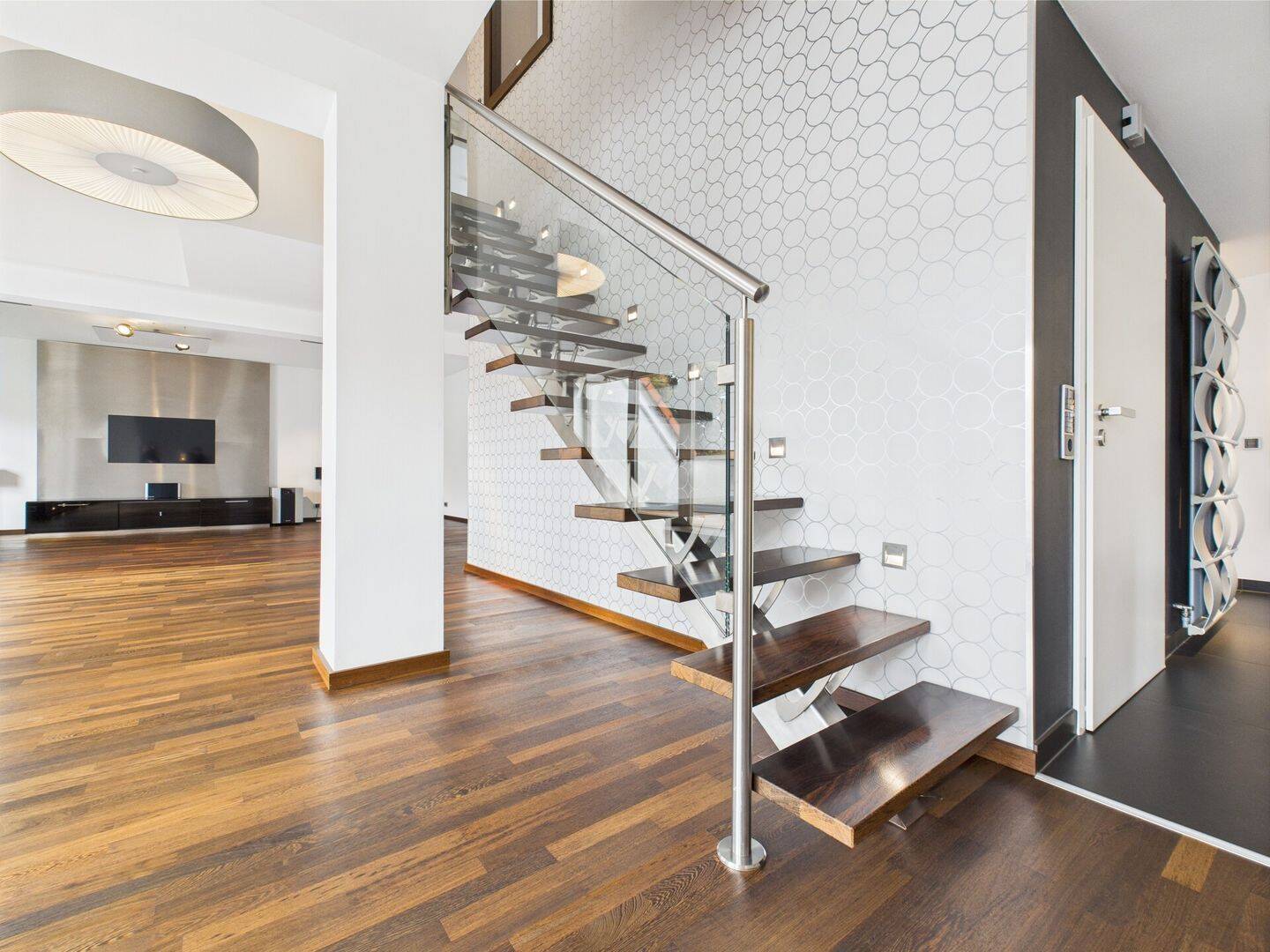 Hochwertige Maisonettewohnung mit Wellnessbereich und moderner Einbauküche – provisionsfrei, 61184 Karben