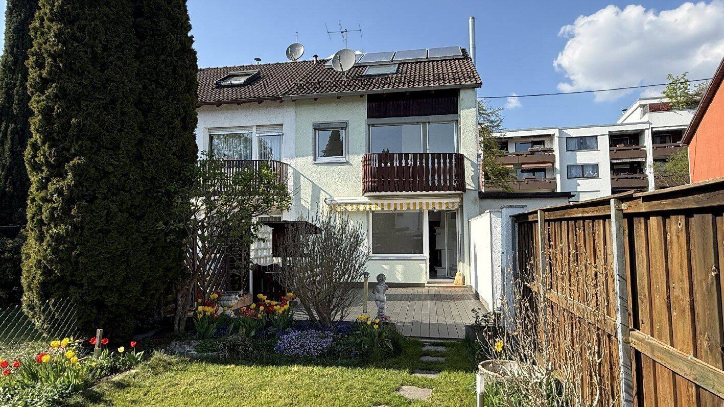 Sofort frei: REH mit ca. 123 m² Wfl. und Garage in Hochzoll-Nord, 86163 Augsburg (Hochzoll)