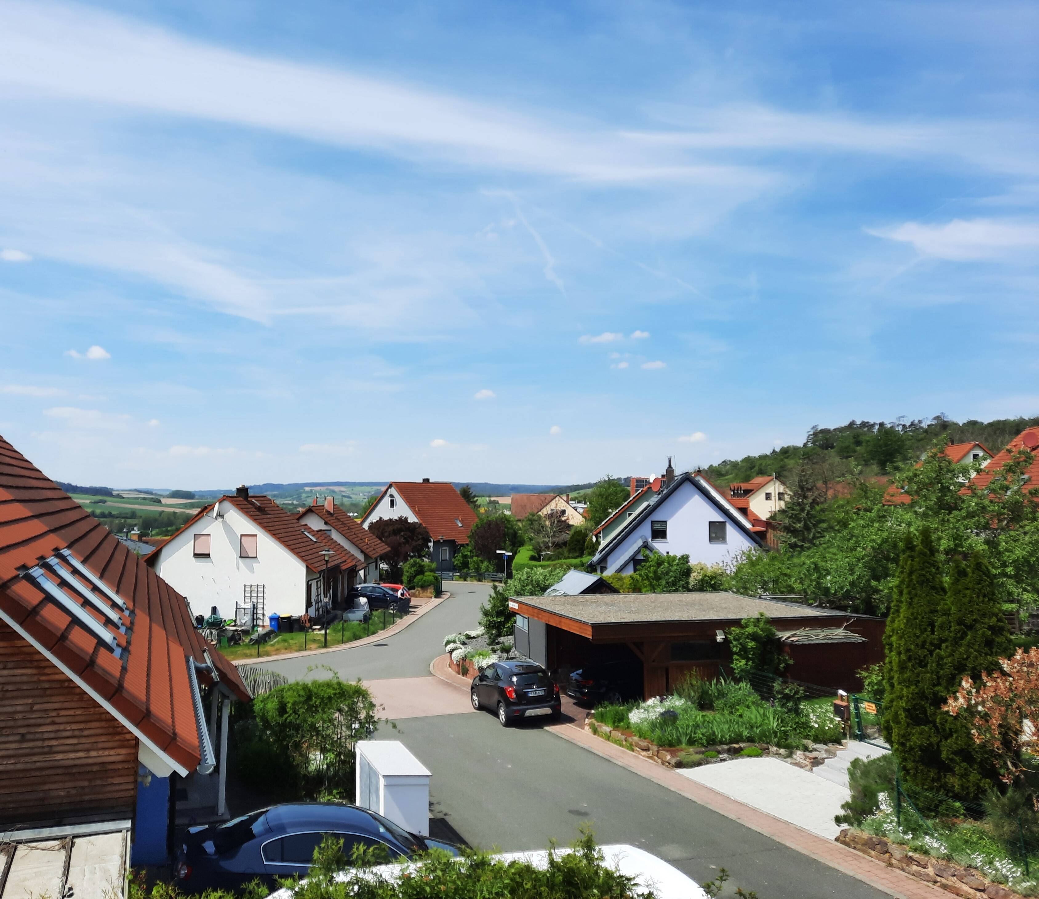 EFH in weiß u.wie neu,abs.ruh.,Stichweg,3 Ebenen,Gymn.ohne PKW 20 Min.,Supermarkt 1 Min., nur 25 Min.v.B-farrnbach in Trautskirchen, 90768 Fürth