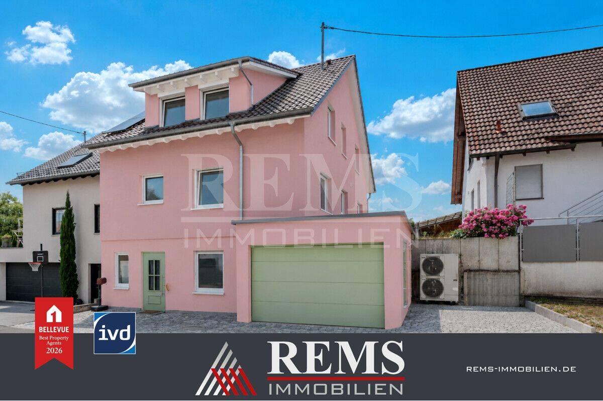 Erstbezug im Neubau: Einfamilienhaus mit 5 Schlafzimmern, EBK, Balkon, Terrasse, Garten und Garage, 73614 Schorndorf