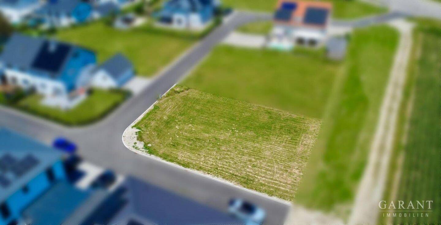 Sonniges Traumgrundstück in Bestlage – Feldrandlage mit Weitblick, 85461 Bockhorn