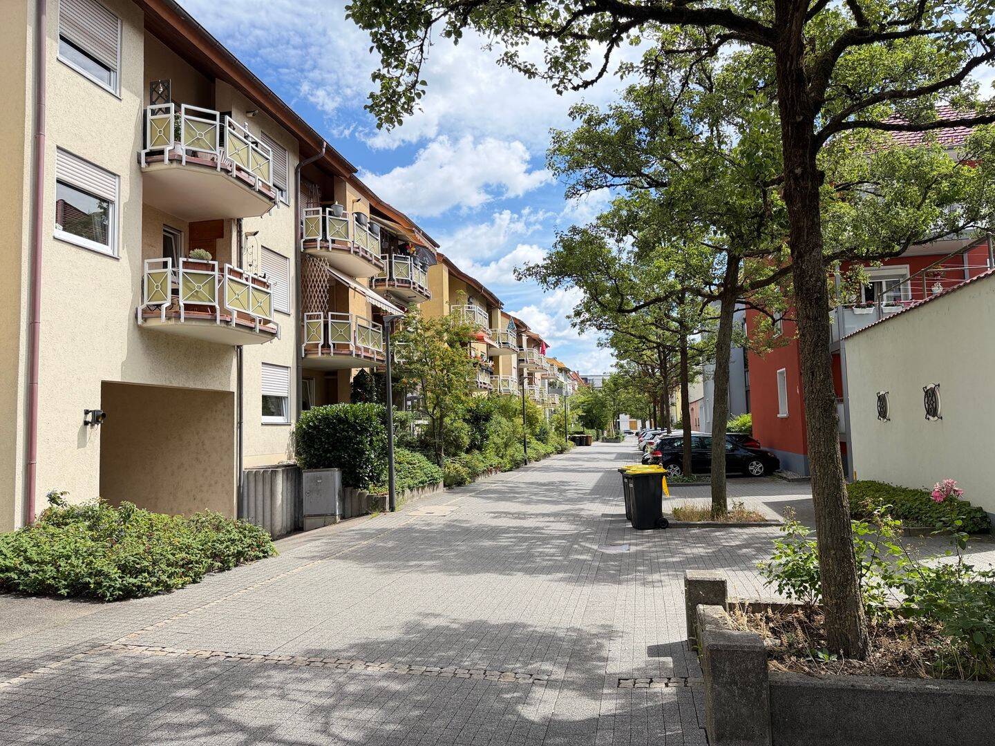 Bezugsfreies 1,5 Zimmer Apartment im Herzen von Singen, 78224 Singen (Hohentwiel)