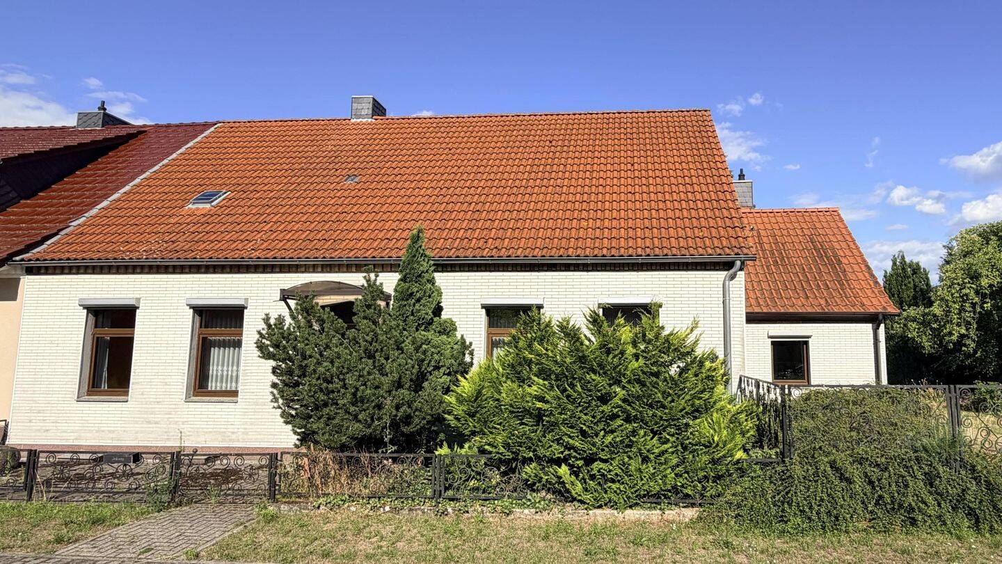 Charmantes Landhaus mit großem Garten in Jävenitz, 39638 Gardelegen