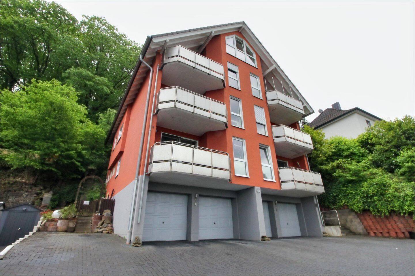 MFH mit 5 WOHNEINHEITEN | WFL: rd. 366 m² | BAUJAHR: 2007 | WIT-HERBEDE, 58456 Witten