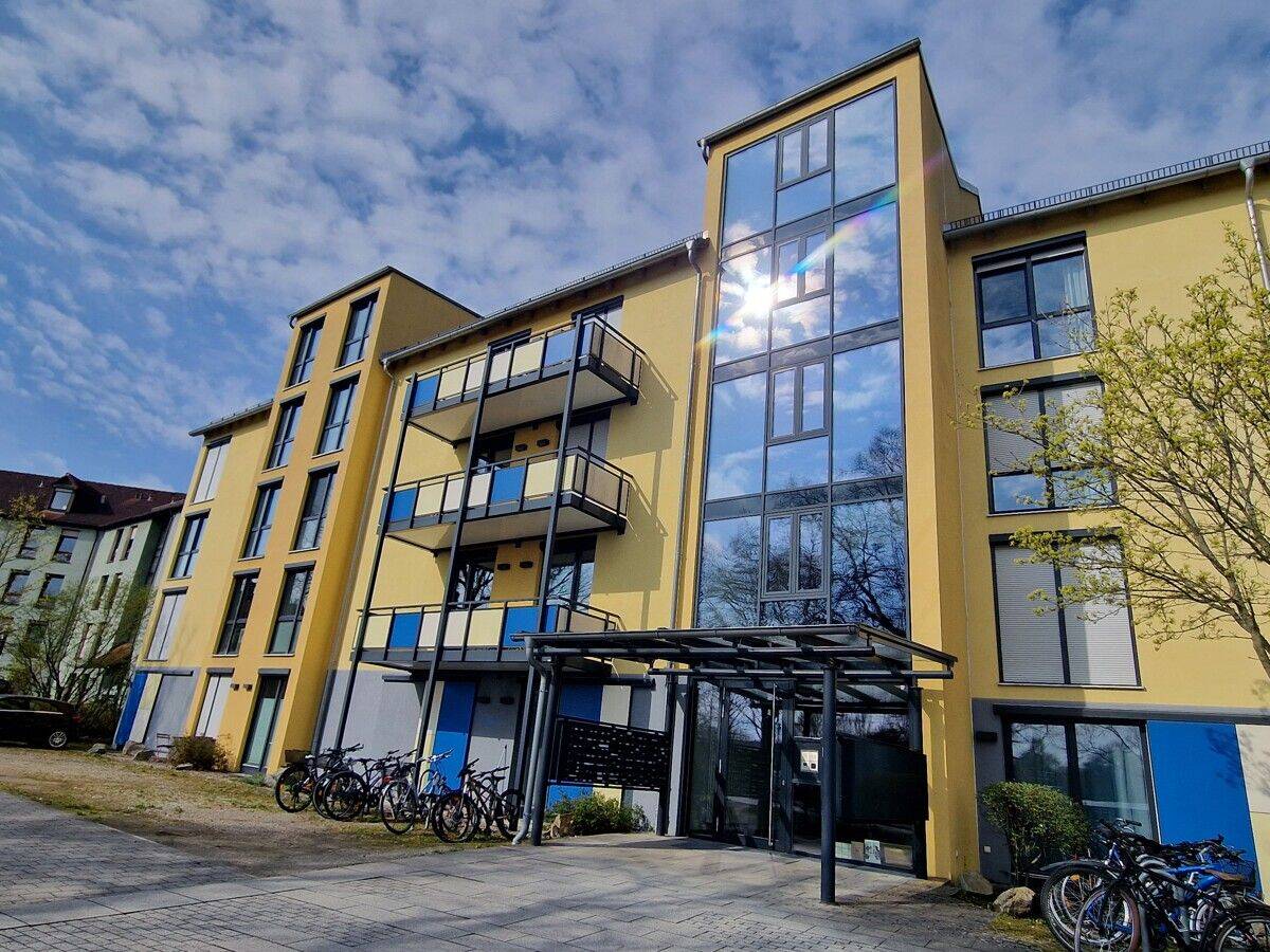 Top-Lage an der Uni! Apartment mit Terrasse +Frei ab Oktober 2026+ Möbliert und gut ausgestattet, 95447 Bayreuth (Altstadt Birken Glocke Meyernberg Saas)