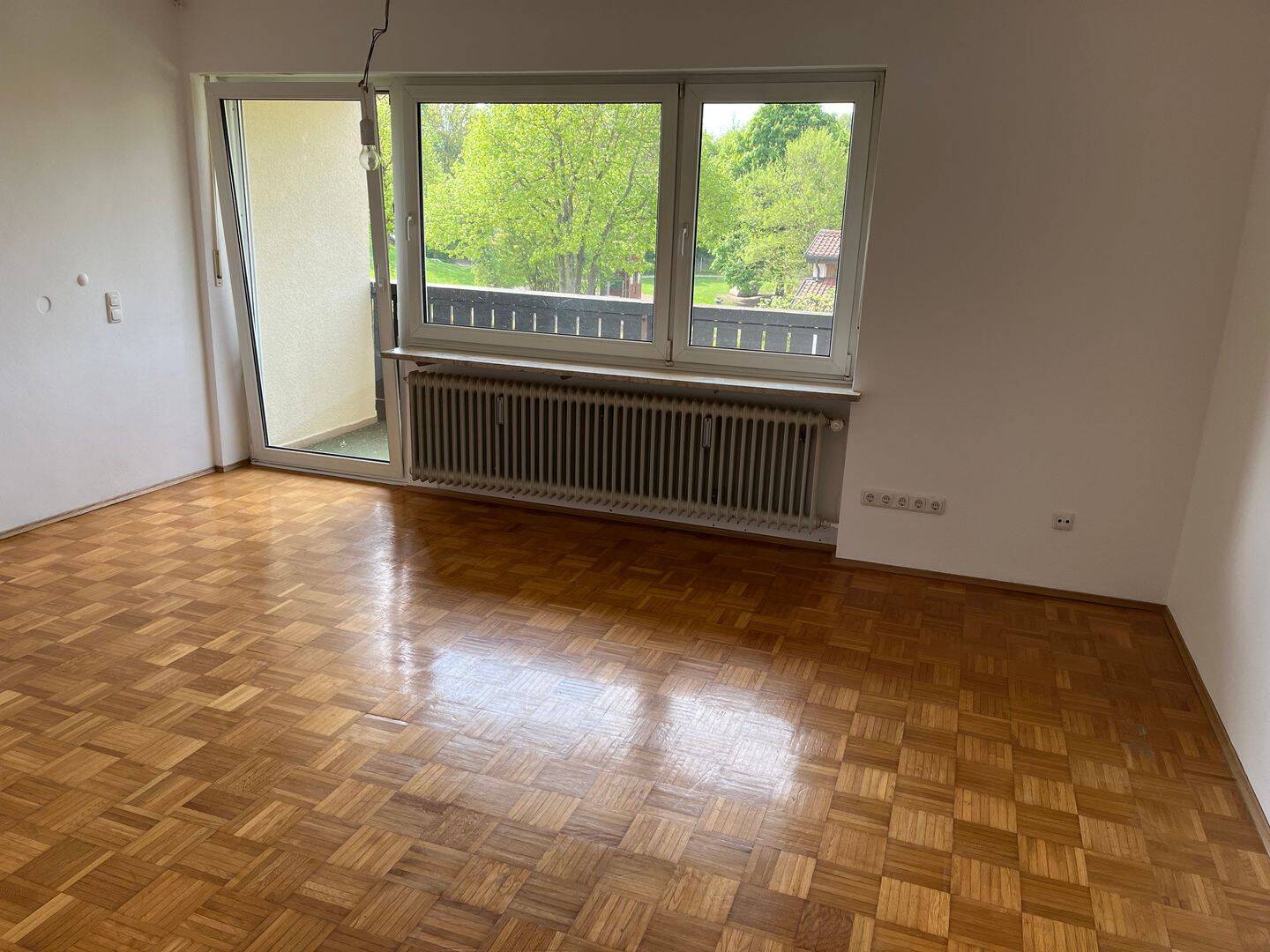 3-Zi-Wohnung mit großem Balkon und Garage in Lappersdorf-Kareth, 93138 Lappersdorf