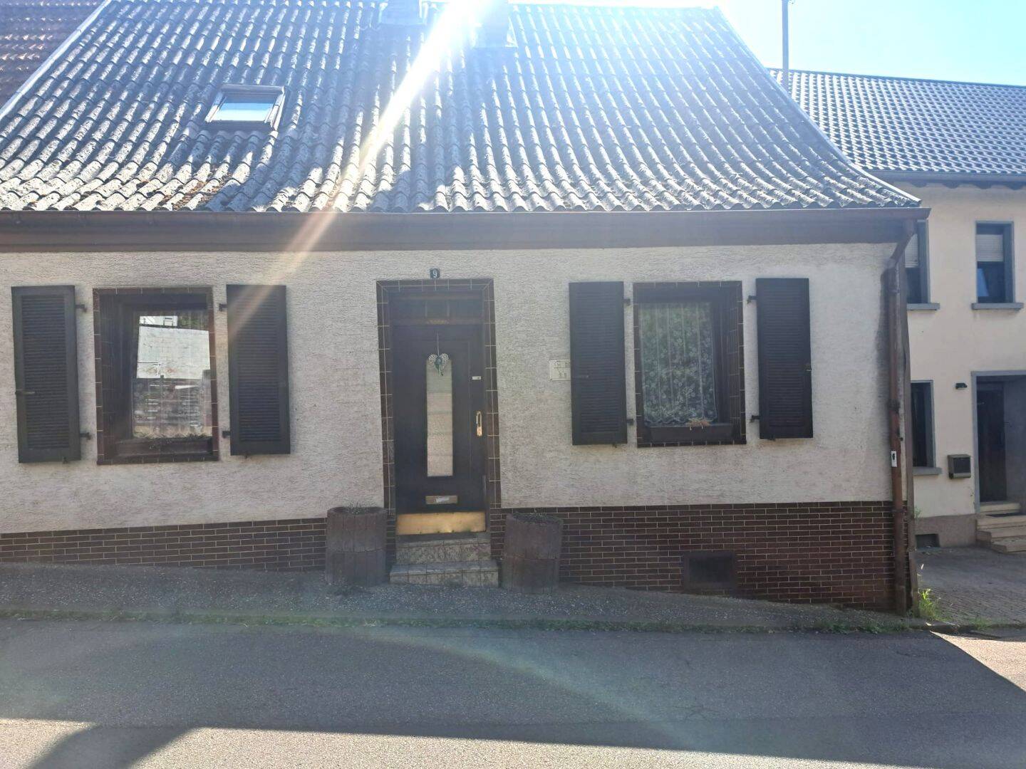 kleines Einfamilienhaus in zentraler Lage von Püttlingen, 66346 Püttlingen
