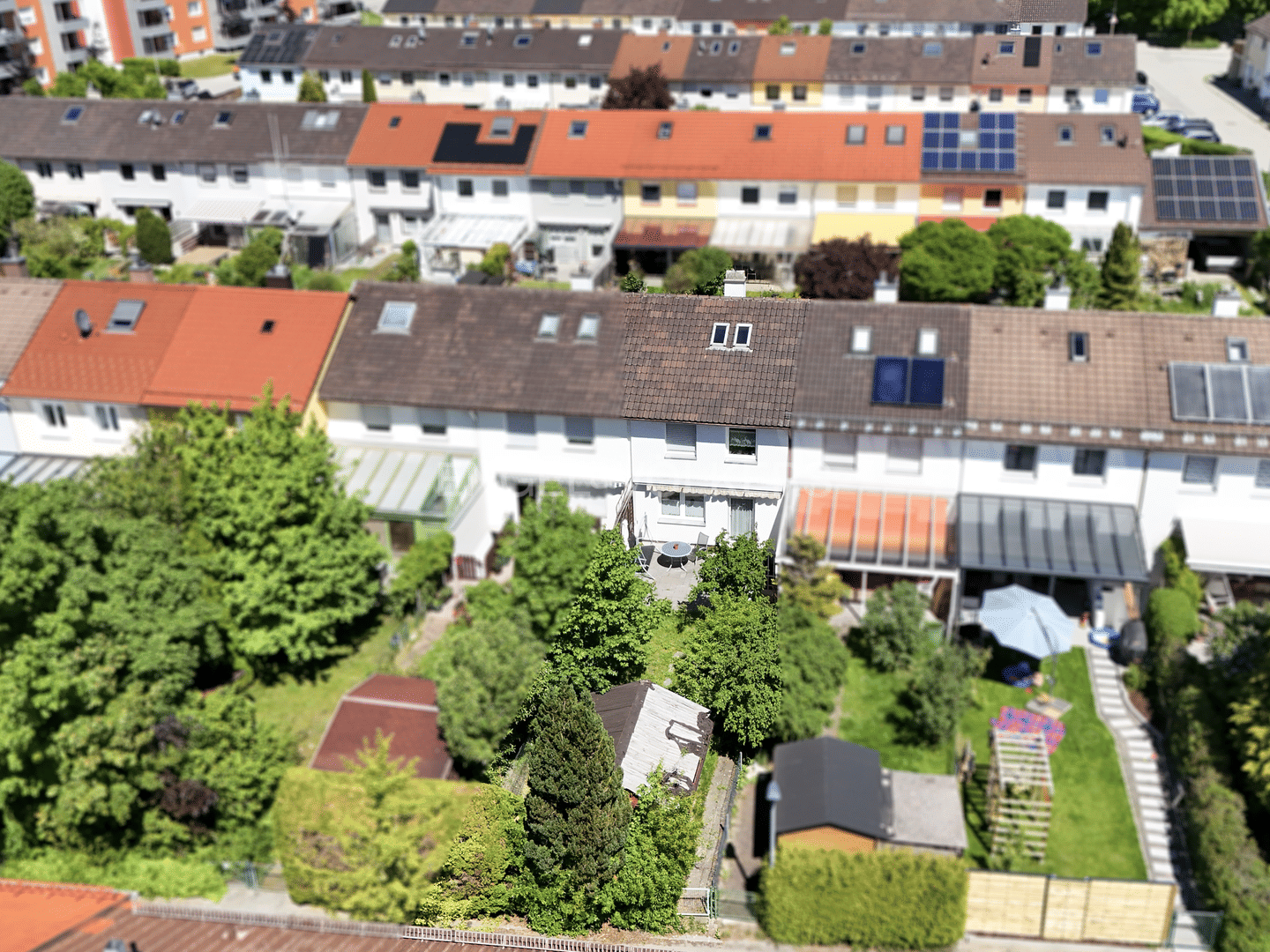 Viel Platz für Ihre Visionen: Substanzstarkes Haus mit großem Garten in Kaufbeuren, 87600 Kaufbeuren
