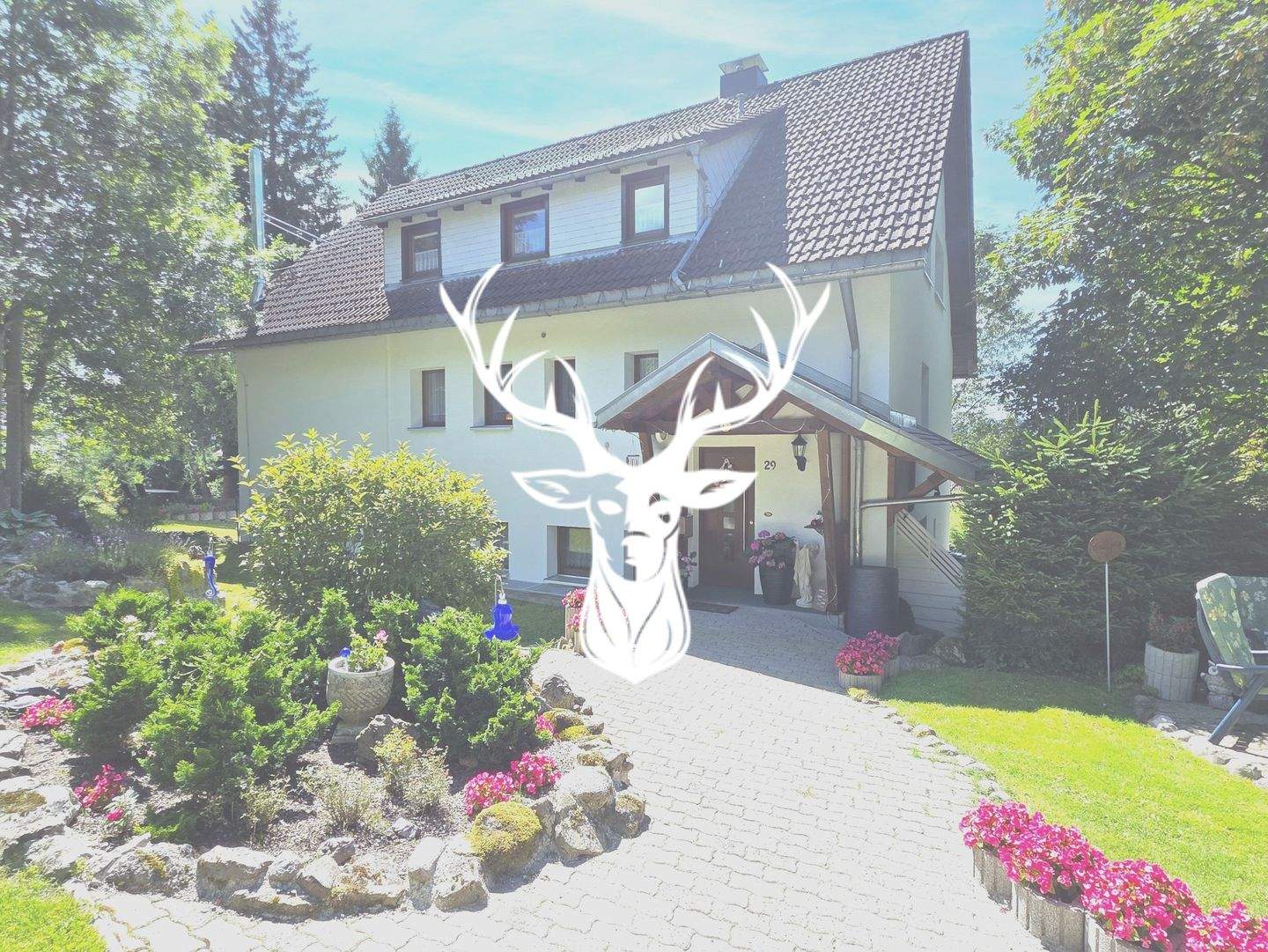 Großzügiges & gepflegtes Einfamilienhaus mit Ferienwohnung und herrlicher Weitsicht in Lenzkirch-Saig zu verkaufen, 79853 Lenzkirch