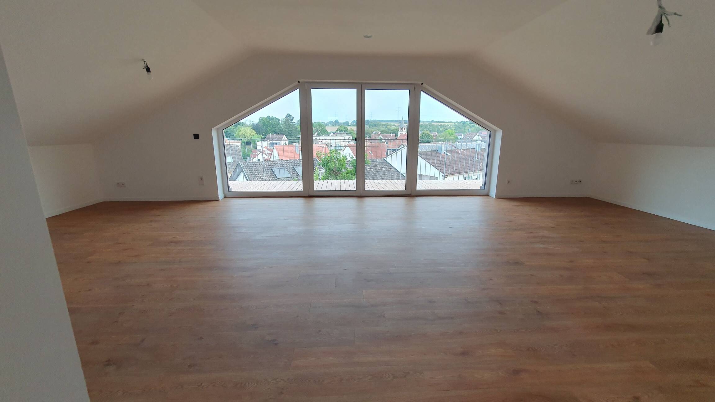 Smartes gekühltes Zuhause mit atemberaubendem Panoramablick, 71686 Remseck am Neckar