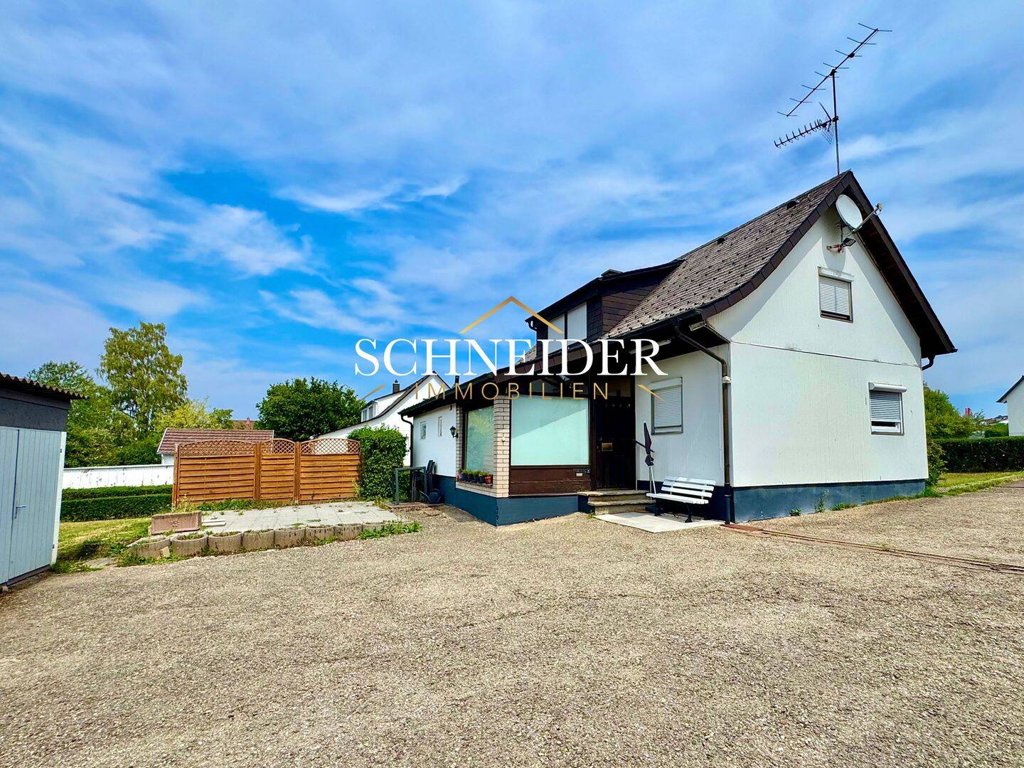 Einfamilienhaus mit großem Grundstück in Sulgen – viel Platz und Potenzial für Handwerker, 78713 Schramberg