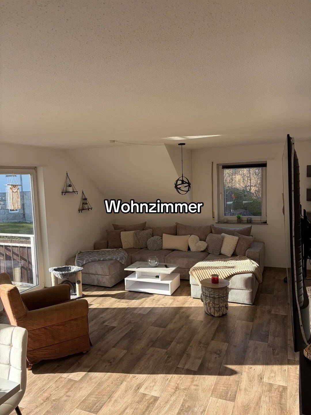 Mietwohnung, 5 Zimmer, 150 m², in Aue, 8280 Aue-Bad Schlema
