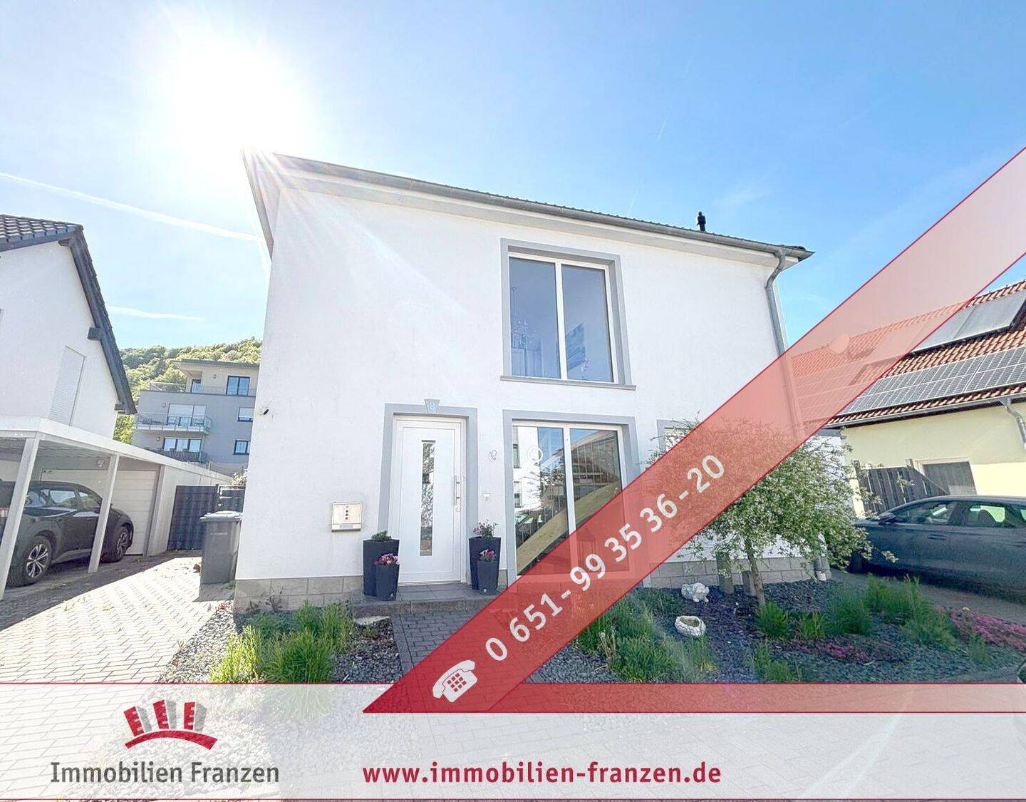 Neuwertiges Einfamilienhaus mit Garten und Kamin, 54456 Tawern