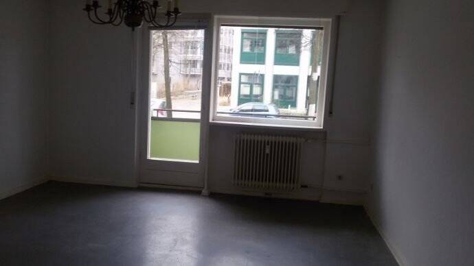 helle, ruhige 1,5 Zimmer-Wohnung mit Balkon, 12247 Berlin (Steglitz-Zehlendorf Lankwitz Steglitz)
