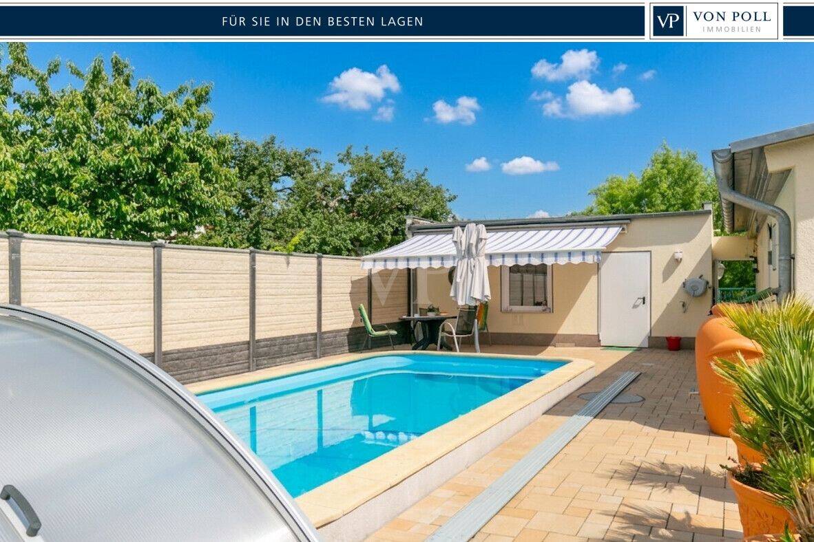 Wohnen wie im Urlaub: Großzügiges 8-Zimmer-Haus mit privater Pool-Oase, 14612 Falkensee