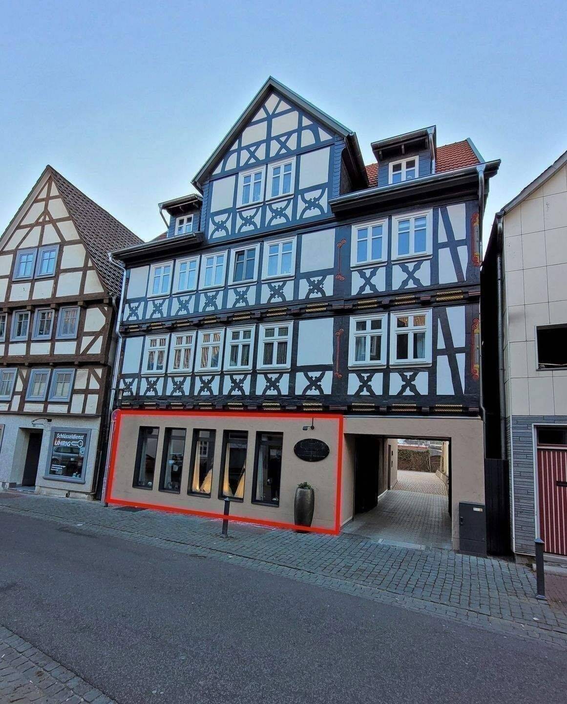 ERSTBEZUG!!! Zentral gelegene 2- Zimmerwohnung mit Pkw- Stellplatz, 36251 Bad Hersfeld