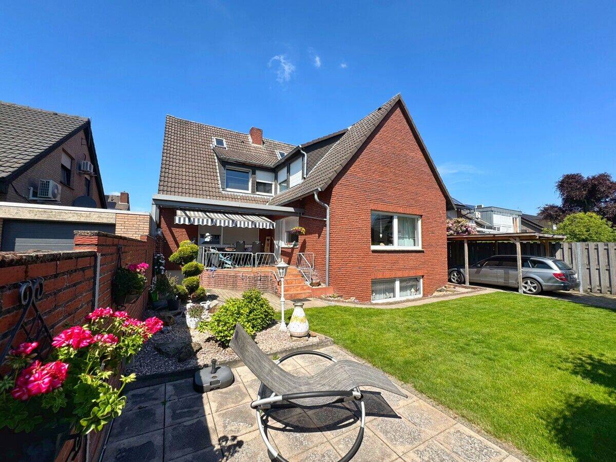 Gepflegtes Zweifamilienhaus mit schönem Garten in Hollingen!, 48282 Emsdetten