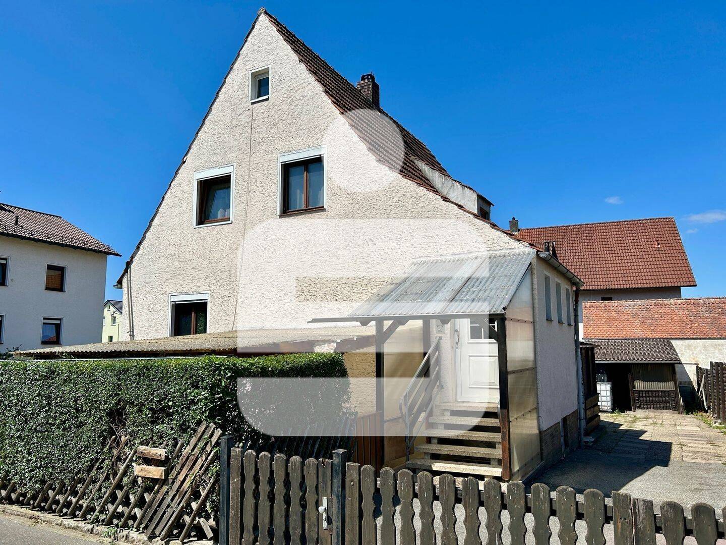 Älteres EFH in Hemhofen-Zeckern…für Handwerker und Sanierer, 91334 Hemhofen