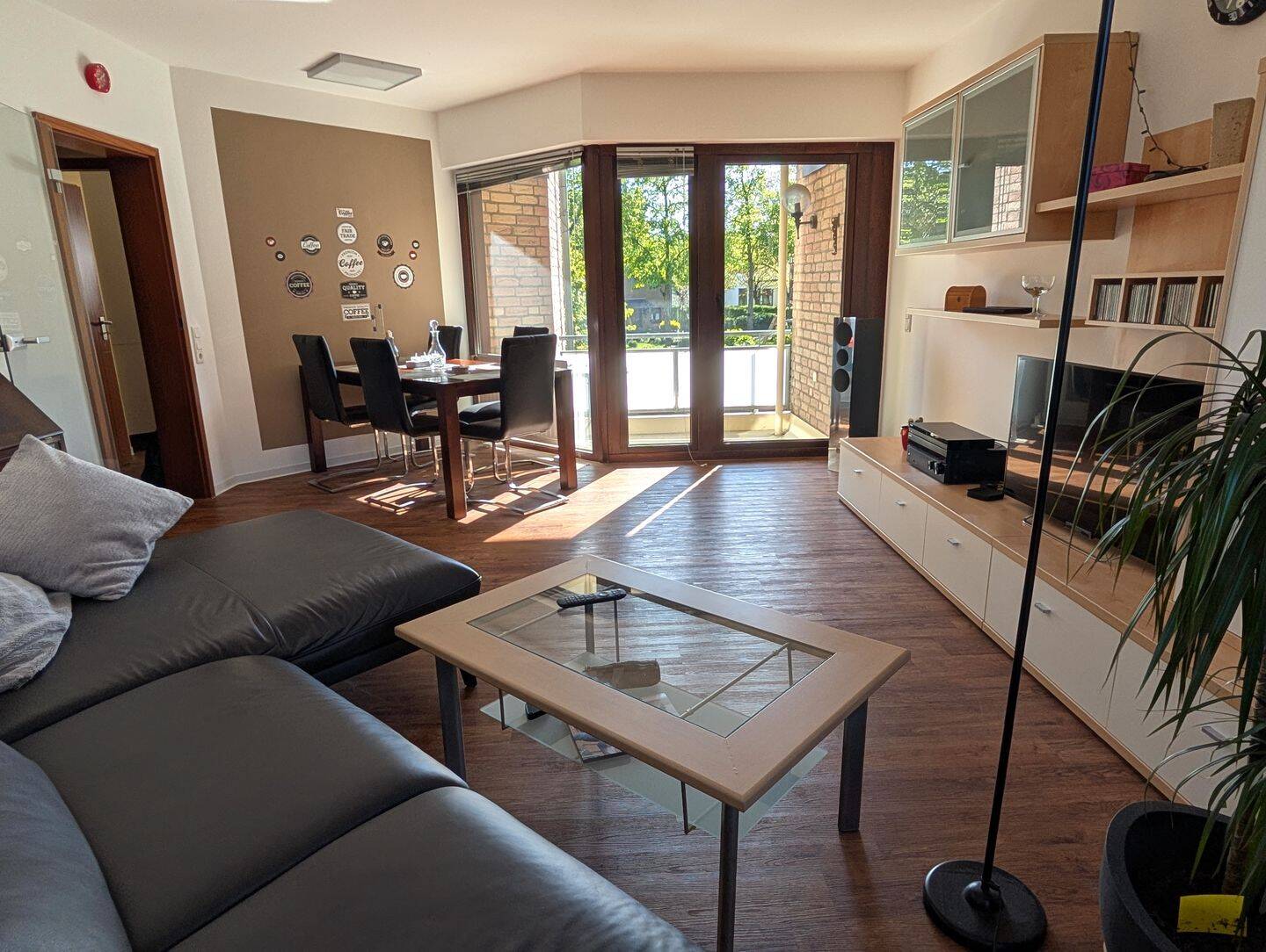Ruhig, sonnig, perfekt aufgeteilt: Attraktive 3-Zimmer-Wohnung mit Loggia, 51467 Bergisch Gladbach (Dünnwald)