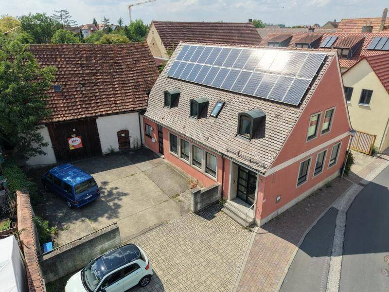 Wohn- und Geschäftshaus mit Lagerhalle in Kleinlangheim PROVISIONSFREI direkt vom Eigentümer, 97355 Abtswind