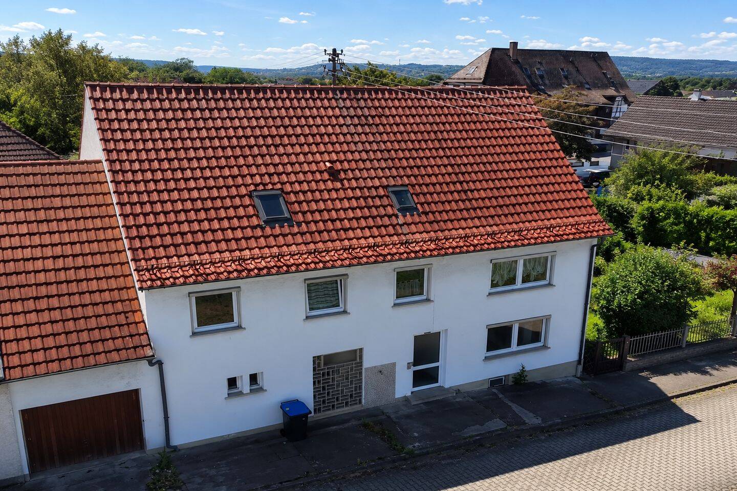 Pfuhler Investmentchance – gepflegtes Zweifamilienhaus mit vielen Optionen, 89233 Neu-Ulm