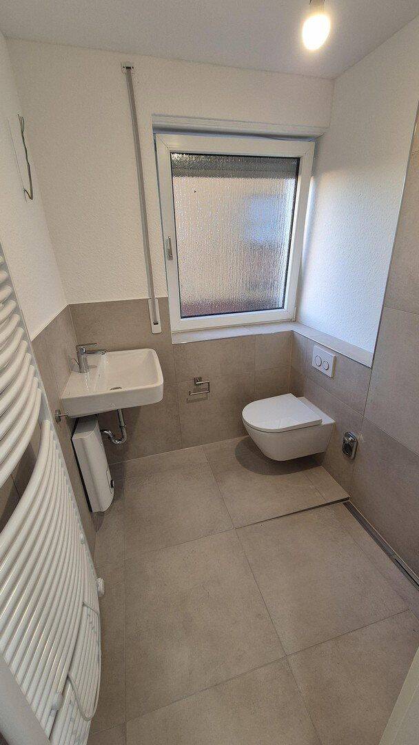 Modernes Wohnglück: Frisch sanierte 3-Zimmer-Wohnung mit Tageslichtbad & Multisplit-Klimatisierung, 71404 Korb