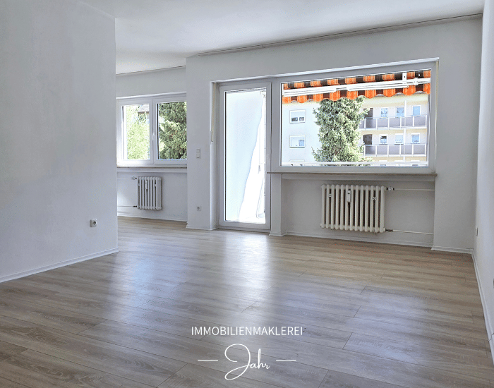 Modernisiert und bezugsfrei! Ansprechende 3 Zi.-Wohnung mit Balkon und Aufzug, 97424 Schweinfurt