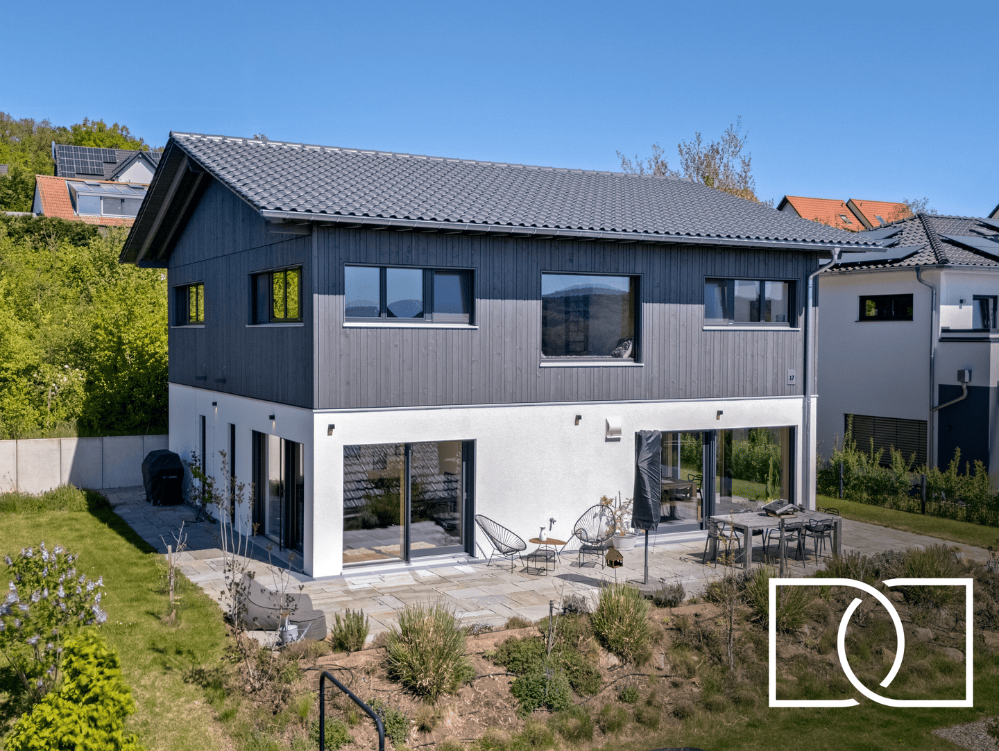 Baujahr 2022! Luxuriöses und energieeffizientes Einfamilienhaus mit traumhafter Aussicht, 96135 Stegaurach