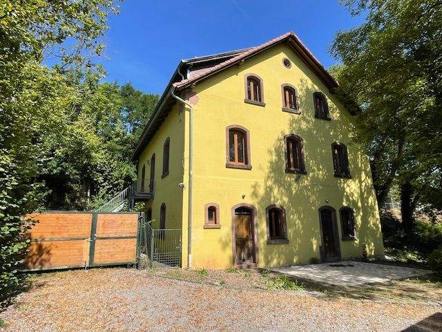 Imposante, freistehende Villa mit historischem Charme und großzügiger Wohnfläche, 66869 Kusel
