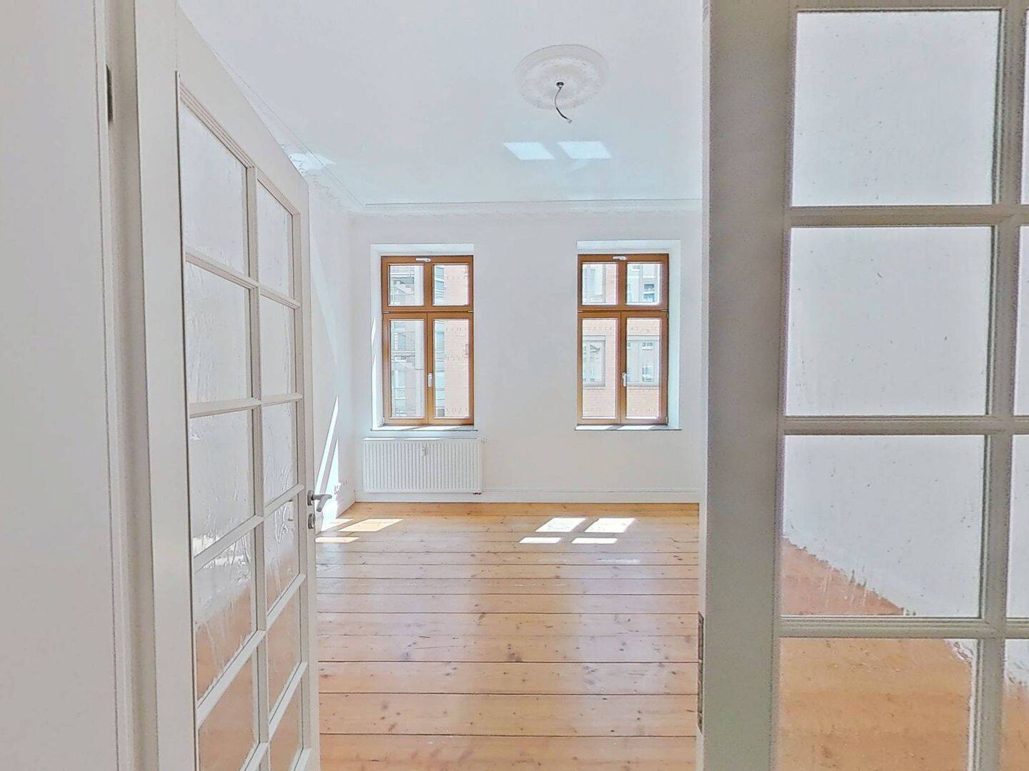 Historischer Charme trifft Wohnkomfort – 4-Zimmer-Altbauwohnung mit Balkon, 39124 Magdeburg (Neue Neustadt)